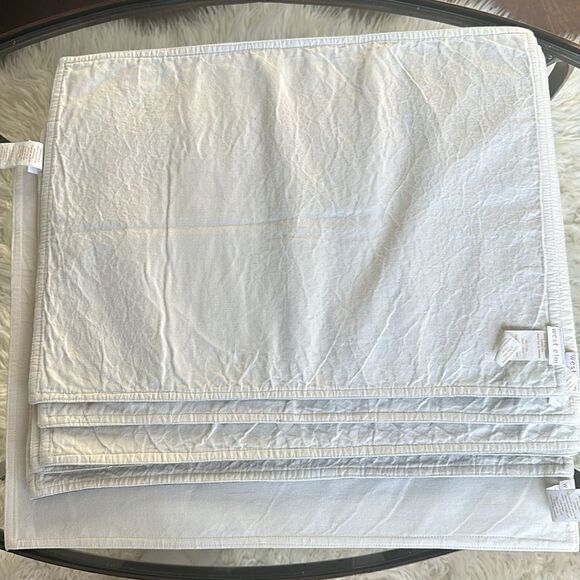 West Elm Rectangular Cotton Placemats & Table Runner Decor - Picture 4 of 10